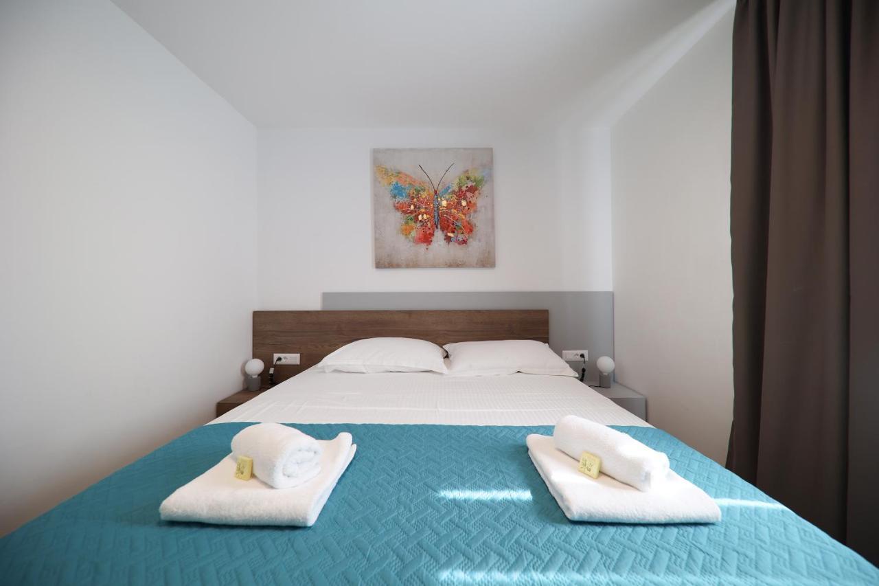 Apartmani Diklo ザダル エクステリア 写真