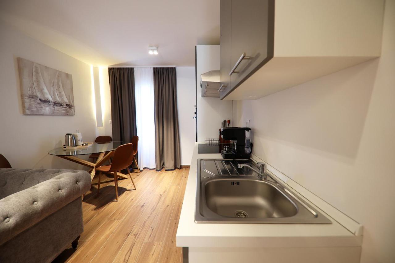 Apartmani Diklo ザダル エクステリア 写真