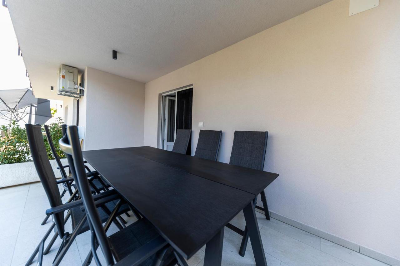 Apartmani Diklo ザダル エクステリア 写真