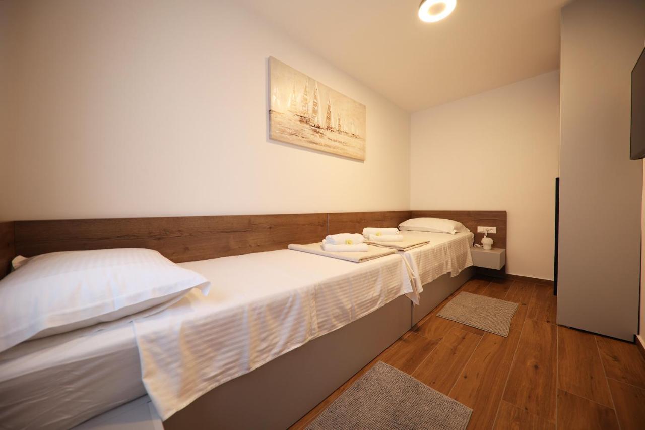 Apartmani Diklo ザダル エクステリア 写真