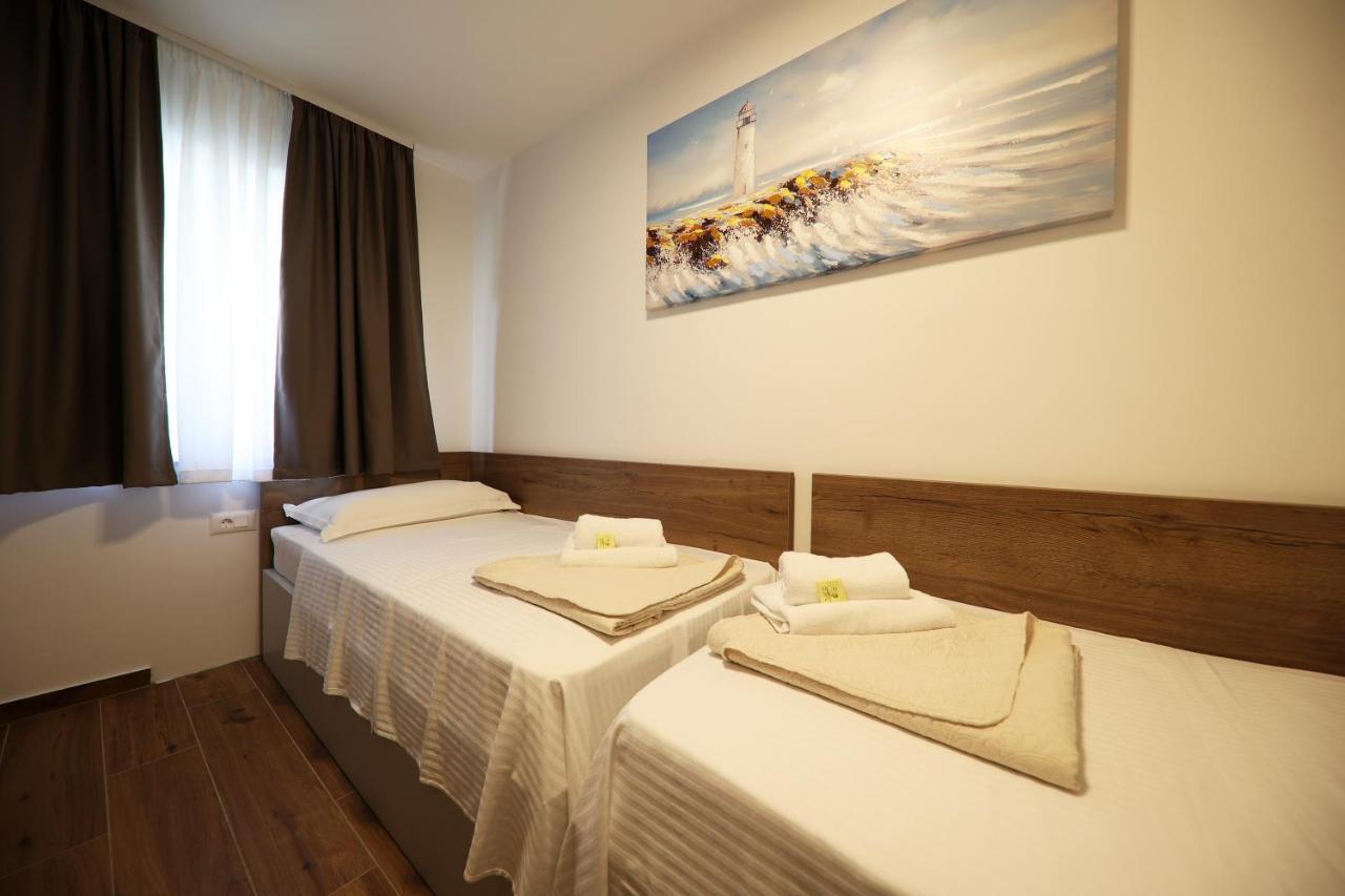 Apartmani Diklo ザダル エクステリア 写真