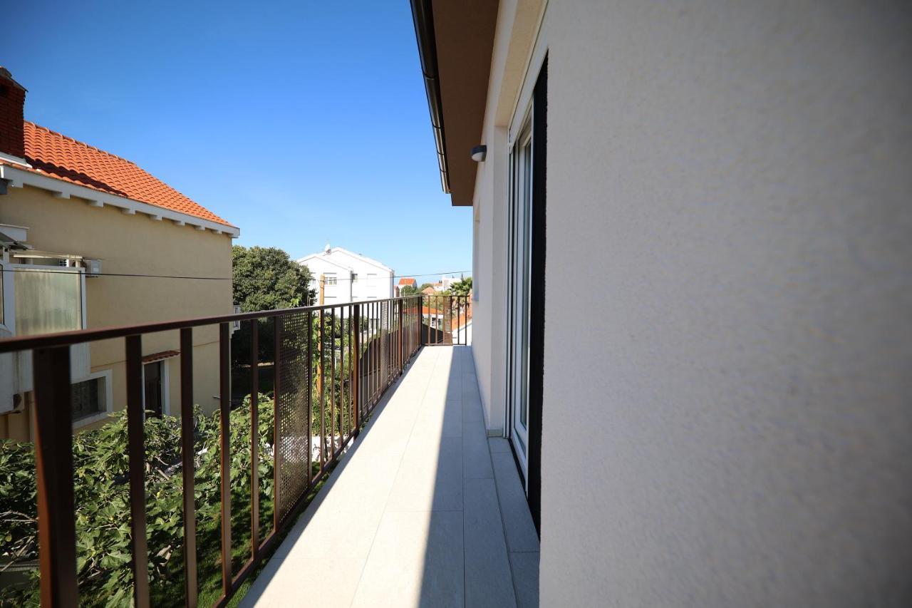 Apartmani Diklo ザダル エクステリア 写真