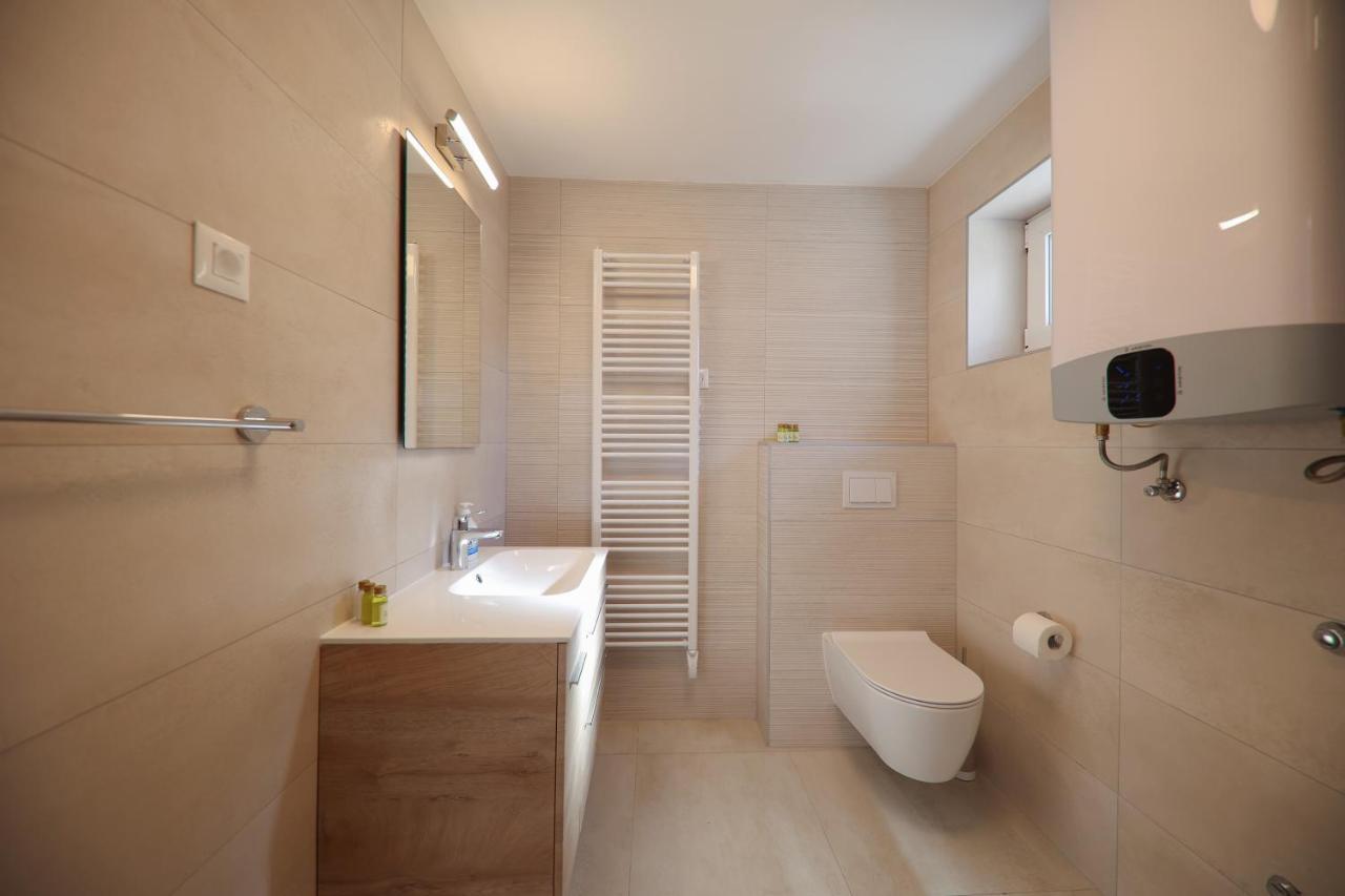 Apartmani Diklo ザダル エクステリア 写真