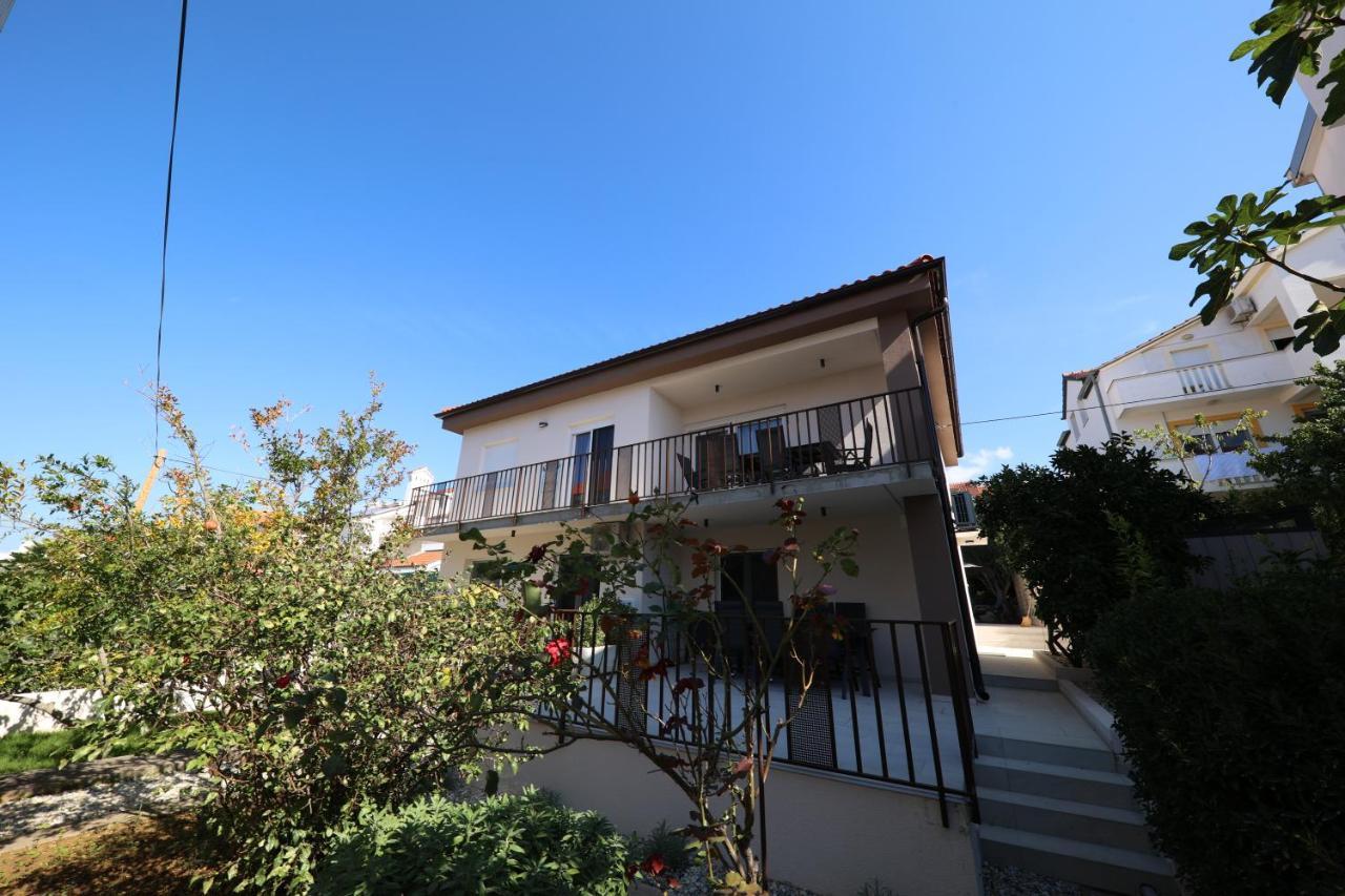 Apartmani Diklo ザダル エクステリア 写真