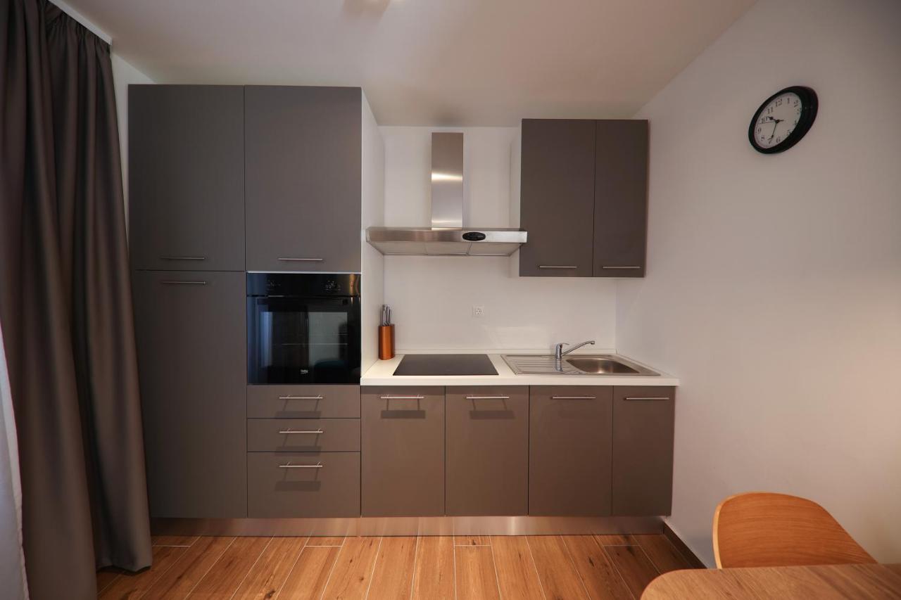 Apartmani Diklo ザダル エクステリア 写真